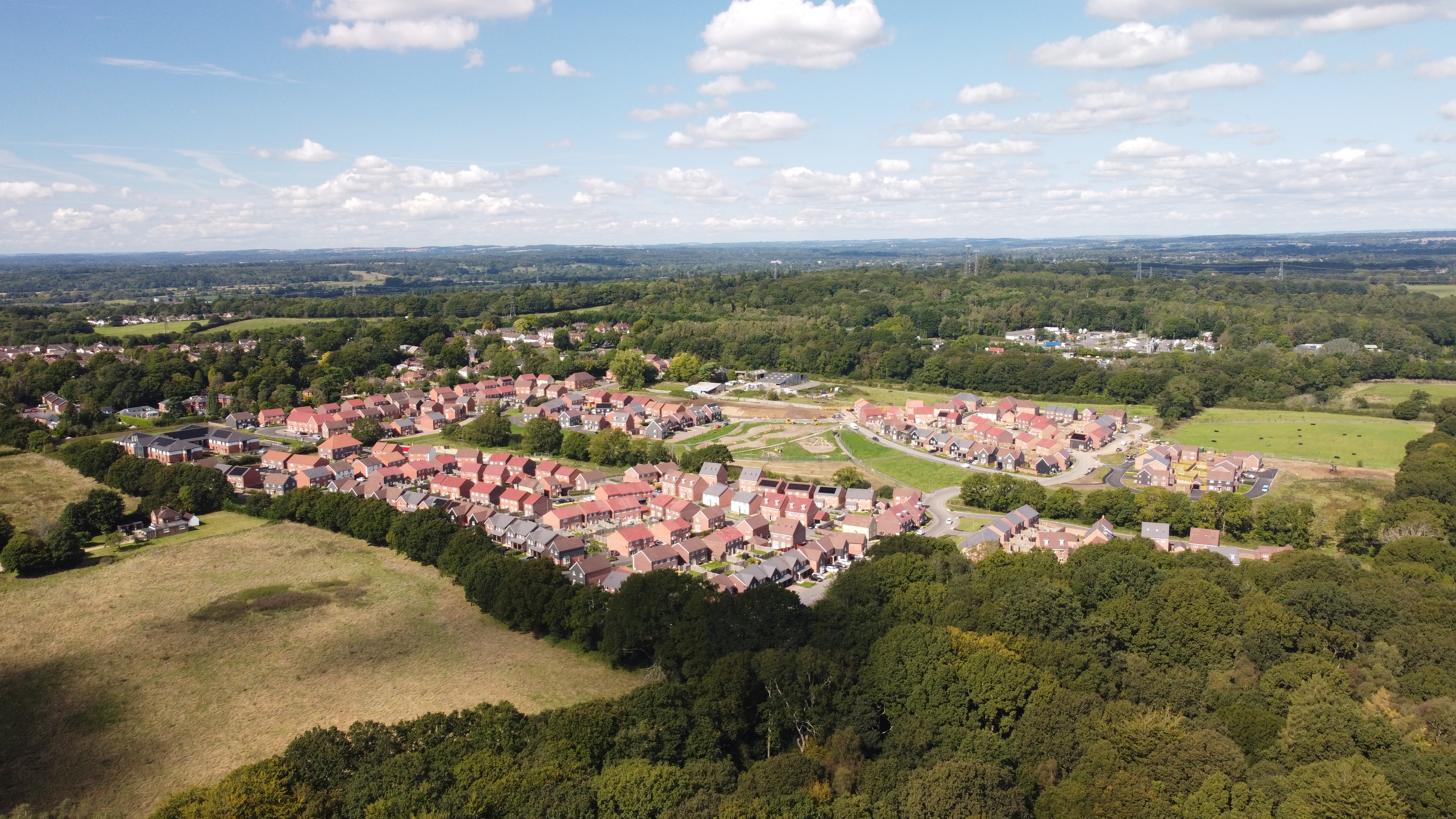 Aerial view of Broadleaf Park